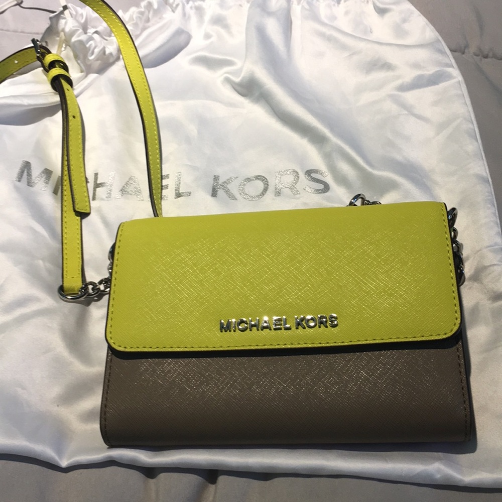 MK clutch/crossbody brand new no tag